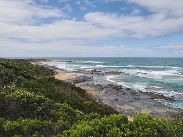 Kust en zee tijdens Great Ocean Walk, Australië